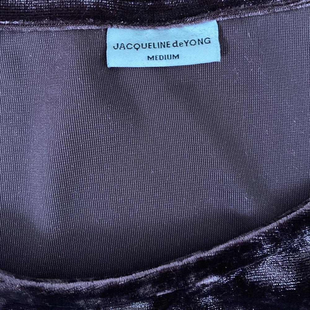 ❌SOLD❌ JACQUELINE de YONG Crushed Velvet Crop - Picture 3 of 11